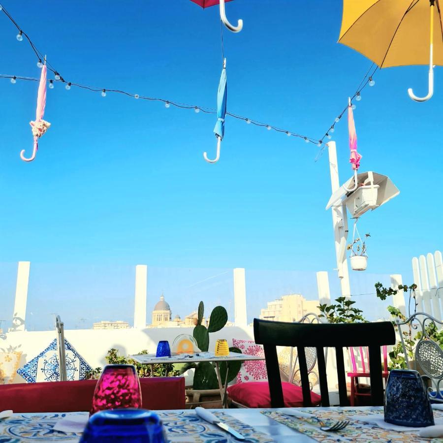 Due Passi Dal Centro Bed & Breakfast Marsala Bagian luar foto