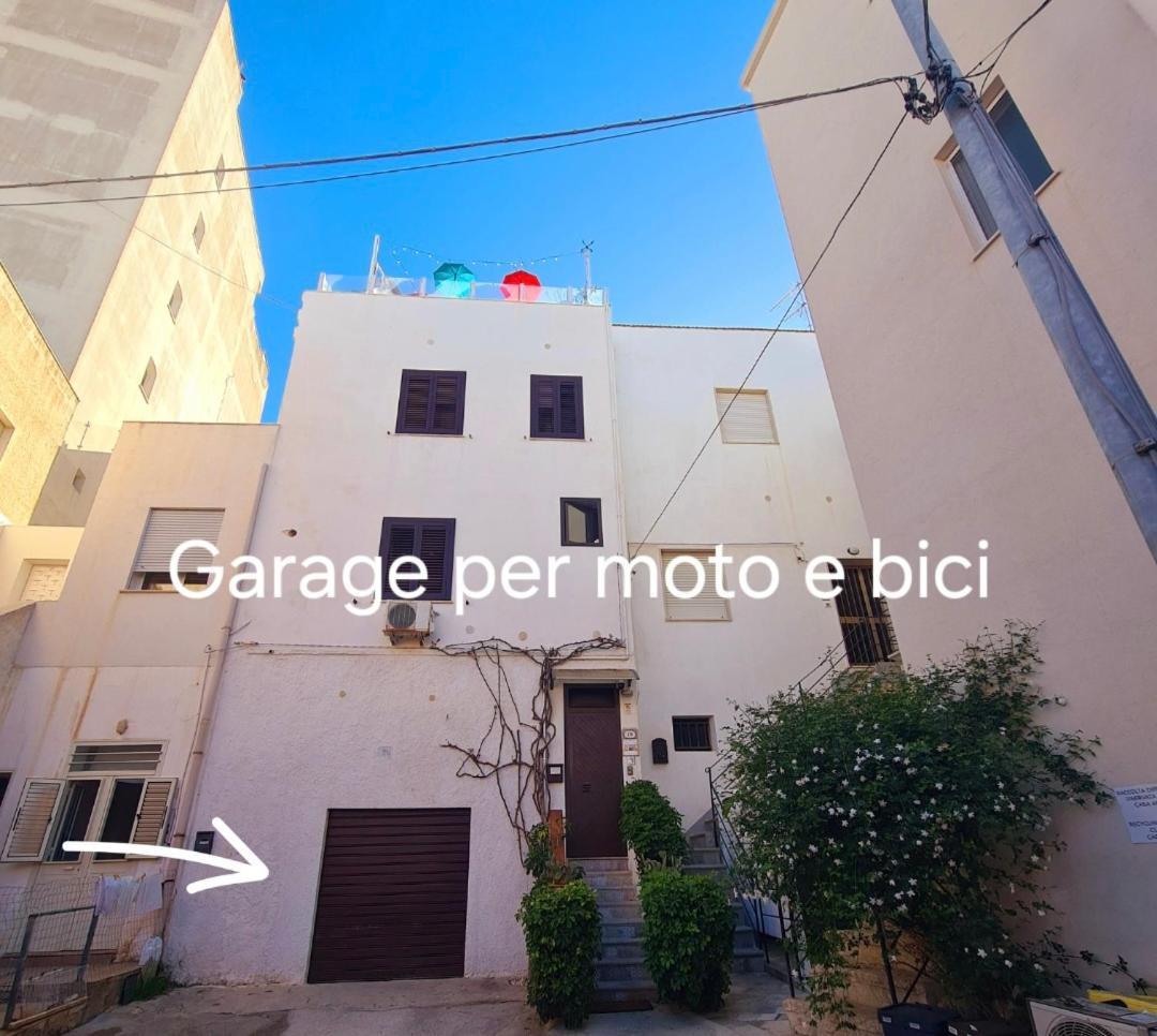 Due Passi Dal Centro Bed & Breakfast Marsala Bagian luar foto