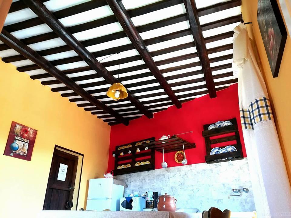 Due Passi Dal Centro Bed & Breakfast Marsala Bagian luar foto